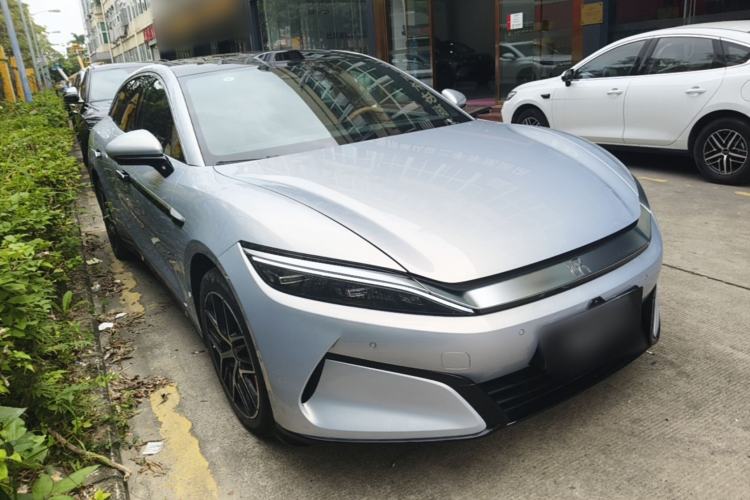Used BYD Han L 2025 EV Four-Wheel Drive LiDAR Flagship Model Front Right 45 Deg