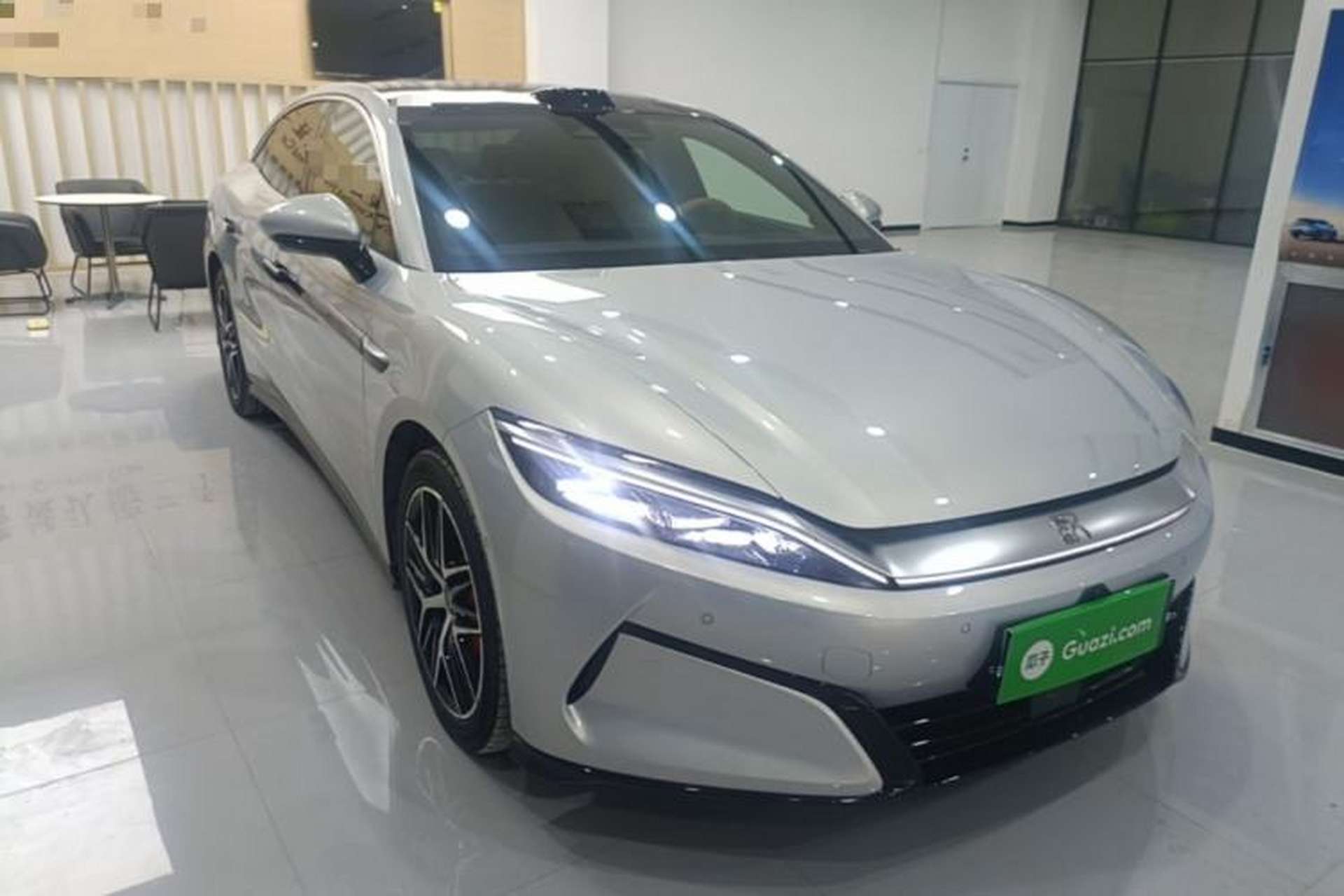 Used BYD Han L 2025 EV Four-Wheel Drive LiDAR Flagship Model Front Right 45 Deg