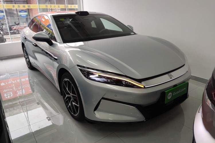 Used BYD Han L 2025 EV Four-Wheel Drive LiDAR Flagship Model Front Right 45 Deg