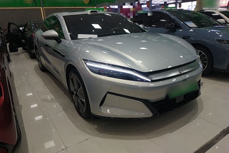 Used BYD Han L 2025 EV 701 km LiDAR Flagship Edition Front Right 45 Deg