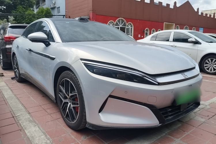 Used BYD Han L 2025 EV Four-Wheel Drive LiDAR Flagship Model Front Right 45 Deg
