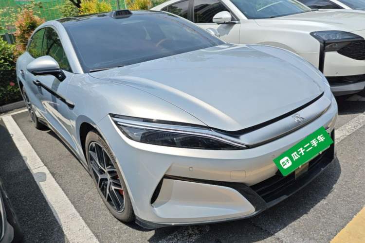 Used BYD Han L 2025 EV Four-Wheel Drive LiDAR Flagship Model Front Right 45 Deg