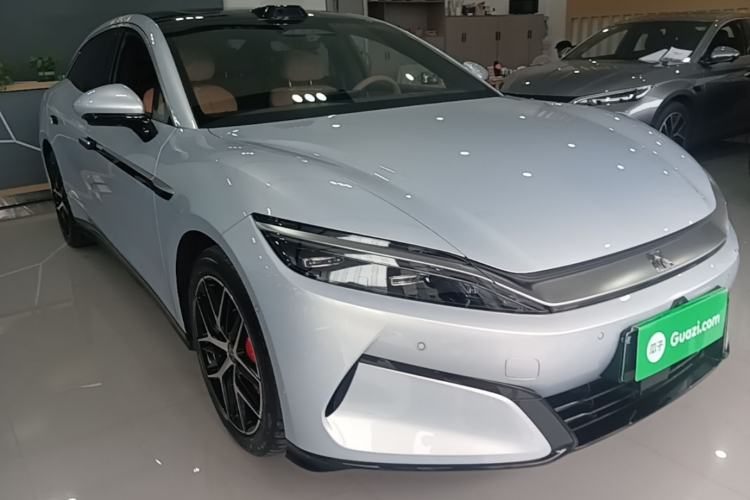 Used BYD Han L 2025 EV Four-Wheel Drive LiDAR Flagship Model Front Right 45 Deg