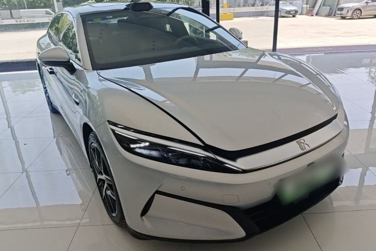 Used BYD Han L 2025 EV Four-Wheel Drive LiDAR Flagship Model Front Right 45 Deg