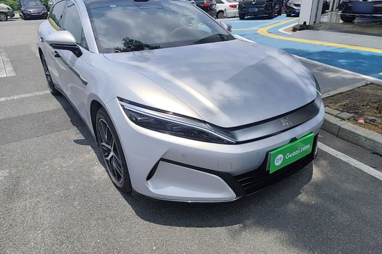 Used BYD Han L 2025 EV Four-Wheel Drive LiDAR Flagship Model Front Right 45 Deg