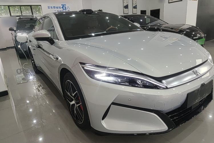 Used BYD Han L 2025 EV Four-Wheel Drive LiDAR Flagship Model Front Right 45 Deg