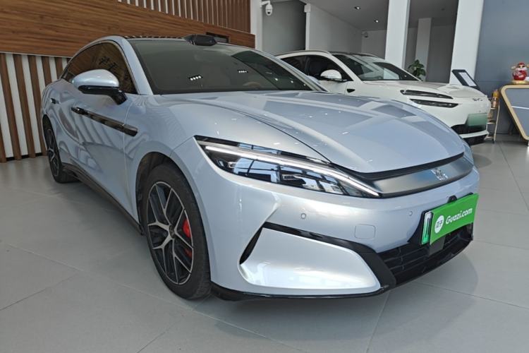 Used BYD Han L 2025 EV Four-Wheel Drive LiDAR Flagship Model Front Right 45 Deg