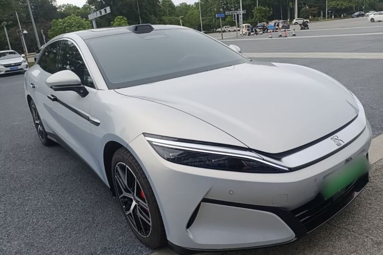 Used BYD Han L 2025 EV Four-Wheel Drive LiDAR Flagship Model Front Right 45 Deg