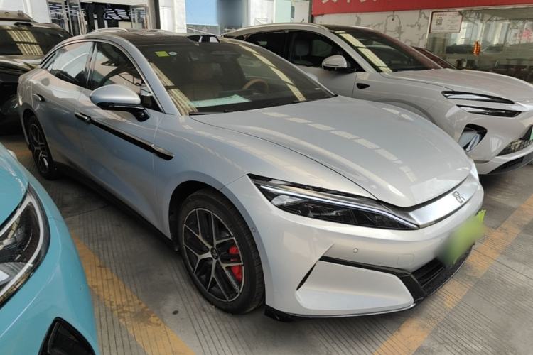 Used BYD Han L 2025 EV Four-Wheel Drive LiDAR Flagship Model Front Right 45 Deg