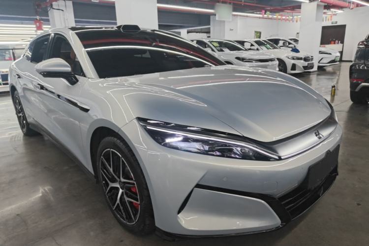 Used BYD Han L 2025 EV Four-Wheel Drive LiDAR Flagship Model Front Right 45 Deg