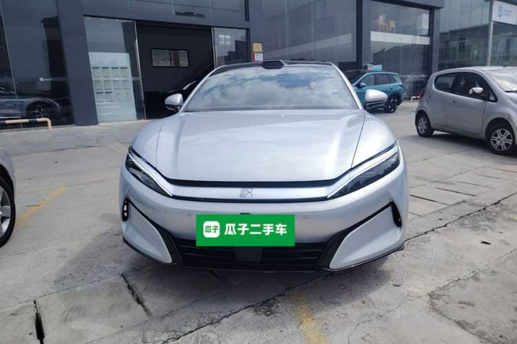 Used BYD Han L 2025 EV Four-Wheel Drive LiDAR Flagship Model Front