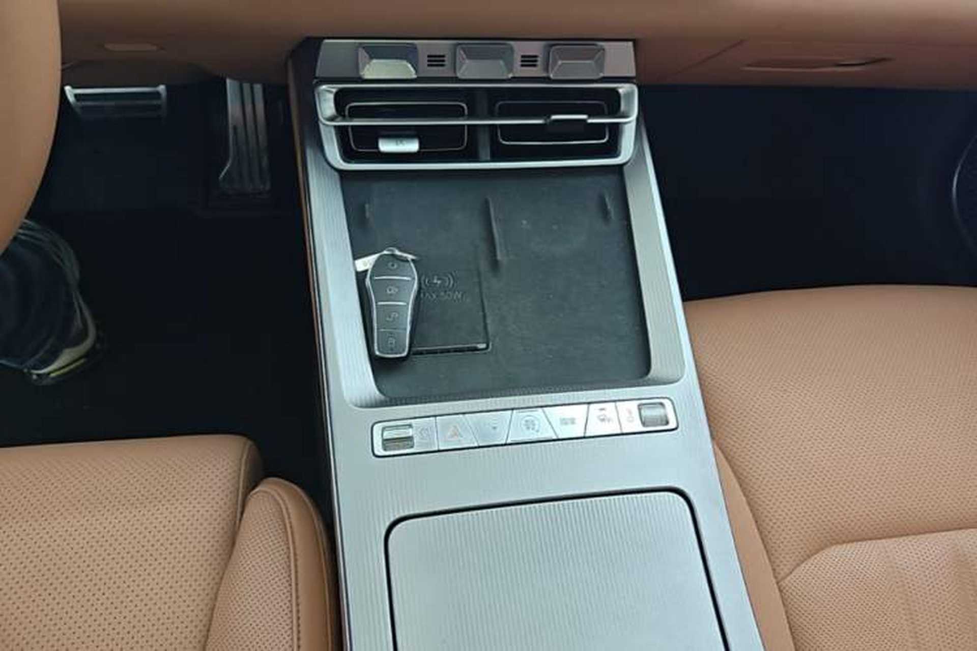 Used BYD Han L 2025 EV Four-Wheel Drive LiDAR Flagship Model Gear Lever