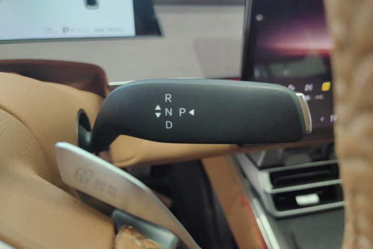 Used BYD Han L 2025 EV Four-Wheel Drive LiDAR Flagship Model Gear Lever