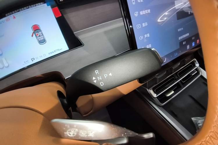 Used BYD Han L 2025 EV Four-Wheel Drive LiDAR Flagship Model Gear Lever