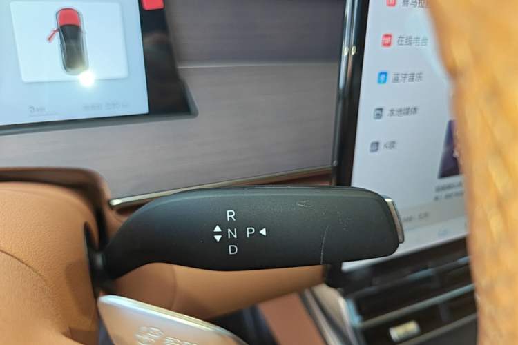 Used BYD Han L 2025 DM-p Four-Wheel-Drive LiDAR Flagship Model Gear Lever