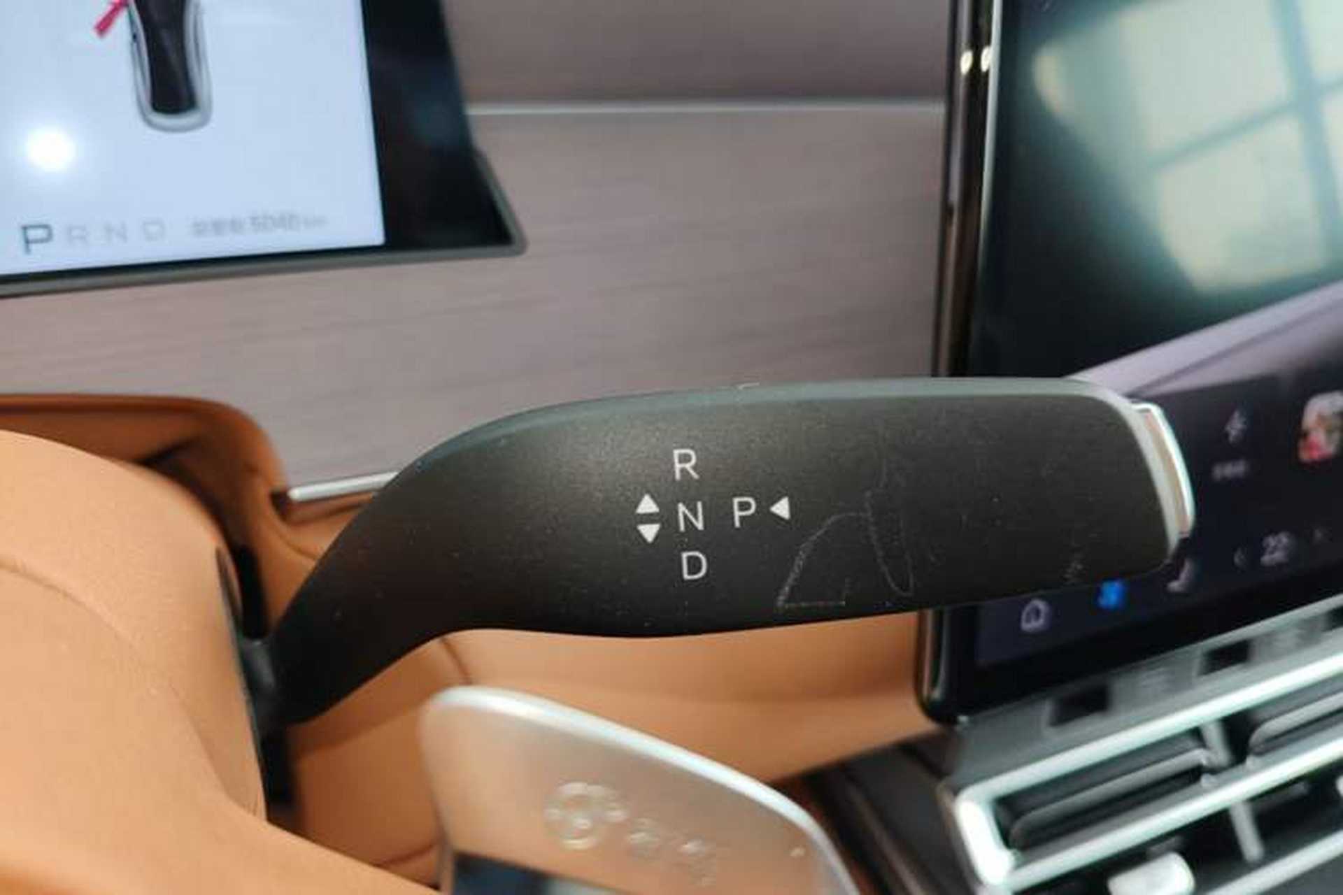 Used BYD Han L 2025 EV Four-Wheel Drive LiDAR Flagship Model Gear Lever