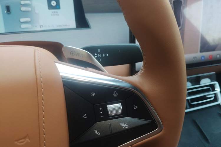 Used BYD Han L 2025 EV Four-Wheel Drive LiDAR Flagship Model Gear Lever