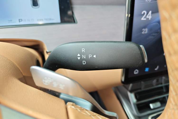 Used BYD Han L 2025 EV Four-Wheel Drive LiDAR Flagship Model Gear Lever