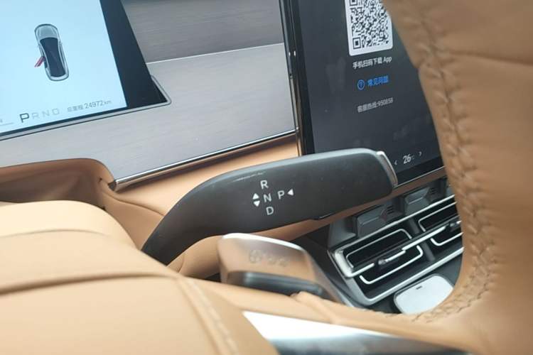 Used BYD Han L 2025 EV Four-Wheel Drive LiDAR Flagship Model Gear Lever
