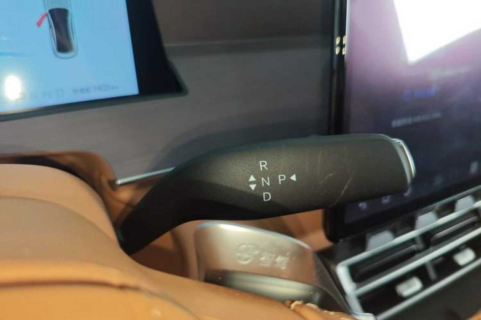 Used BYD Han L 2025 EV Four-Wheel Drive LiDAR Flagship Model Gear Lever