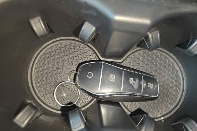 Used BYD Han L 2025 EV Four-Wheel Drive LiDAR Flagship Model Interior 1