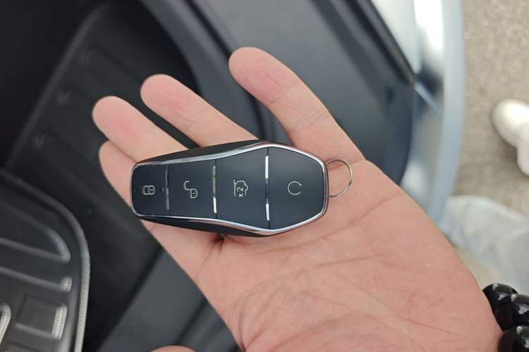Used BYD Han L 2025 EV Four-Wheel Drive LiDAR Flagship Model Interior 1