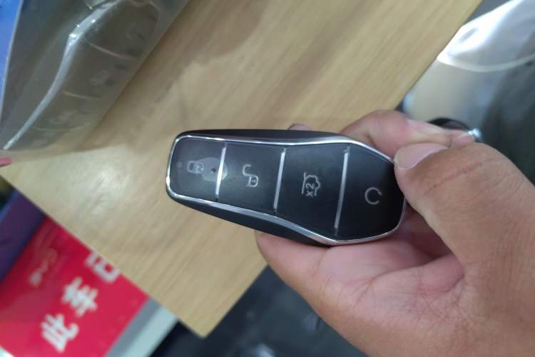 Used BYD Han L 2025 DM-i 200km LiDAR Flagship Model Interior 1