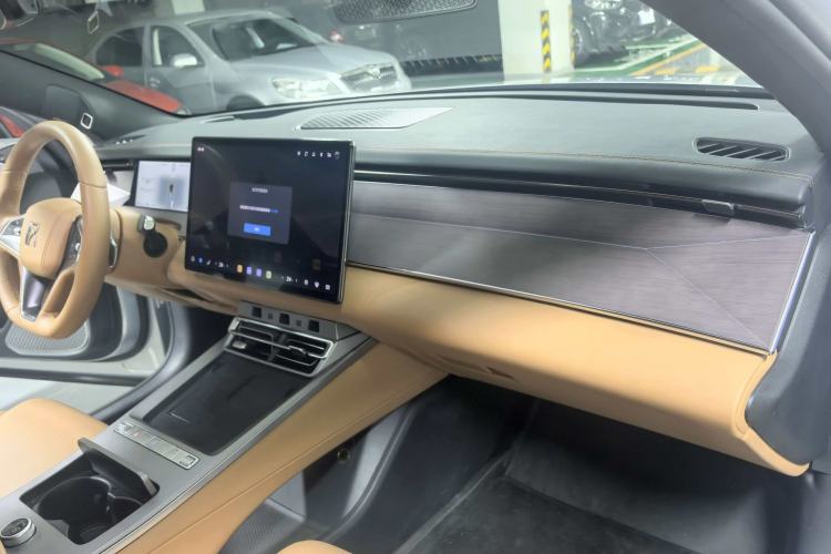 Used BYD Han L 2025 EV Four-Wheel Drive LiDAR Flagship Model Interior 11