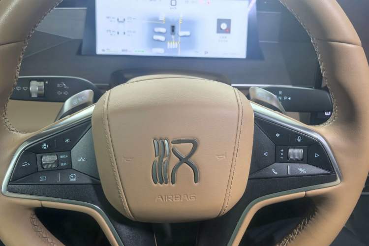 Used BYD Han L 2025 EV Four-Wheel Drive LiDAR Flagship Model Interior 2