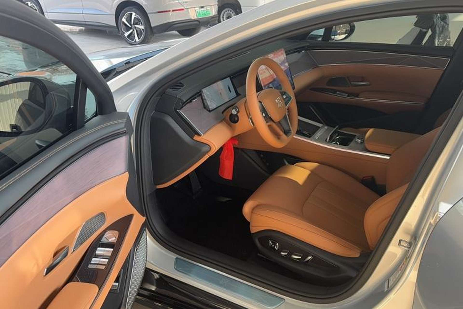 Used BYD Han L 2025 DM-i 200km LiDAR Flagship Model Interior 3