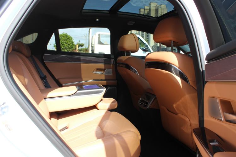 Used BYD Han L 2025 EV Four-Wheel Drive LiDAR Flagship Model Interior 3