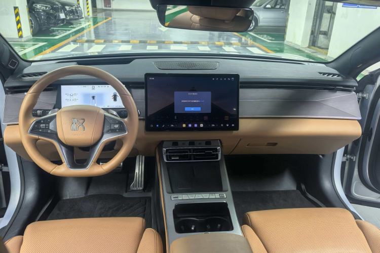 Used BYD Han L 2025 EV Four-Wheel Drive LiDAR Flagship Model Interior 4