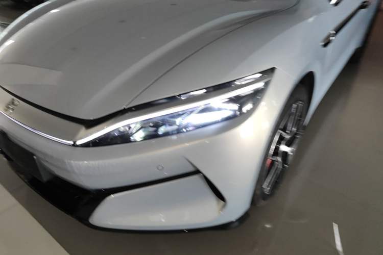 Used BYD Han L 2025 EV Four-Wheel Drive LiDAR Flagship Model Left Front Headlight