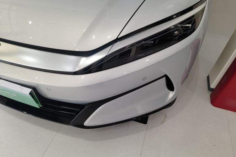 Used BYD Han L 2025 EV Four-Wheel Drive LiDAR Flagship Model Left Front Headlight