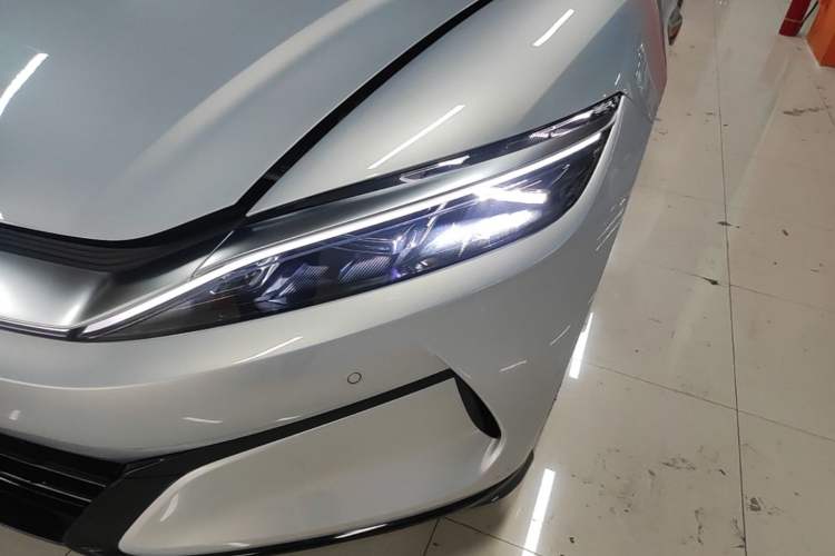 Used BYD Han L 2025 EV Four-Wheel Drive LiDAR Flagship Model Left Front Headlight