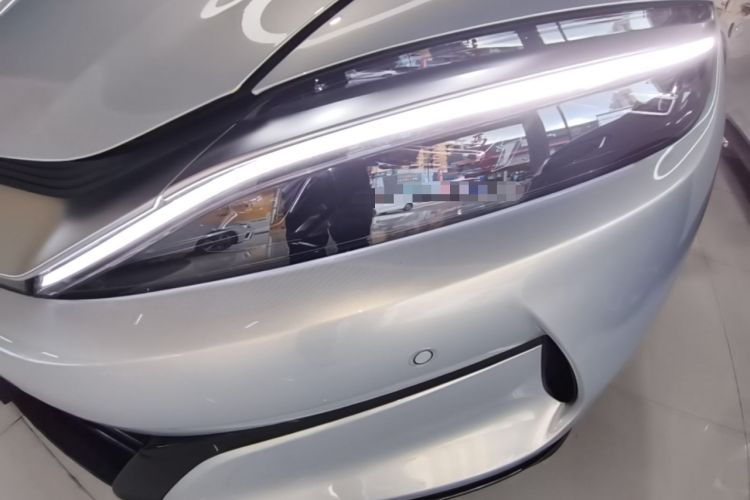 Used BYD Han L 2025 EV Four-Wheel Drive LiDAR Flagship Model Left Front Headlight