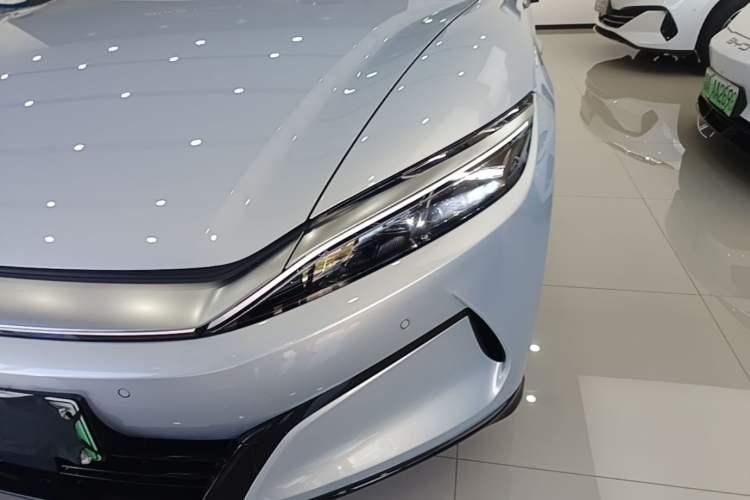Used BYD Han L 2025 EV Four-Wheel Drive LiDAR Flagship Model Left Front Headlight