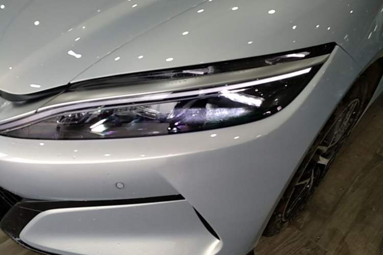 Used BYD Han L 2025 DM-p Four-Wheel-Drive LiDAR Flagship Model Left Front Headlight