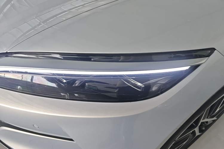 Used BYD Han L 2025 EV Four-Wheel Drive LiDAR Flagship Model Left Front Headlight