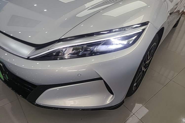 Used BYD Han L 2025 EV Four-Wheel Drive LiDAR Flagship Model Left Front Headlight