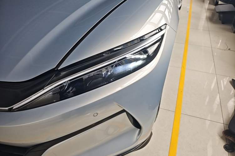 Used BYD Han L 2025 EV Four-Wheel Drive LiDAR Flagship Model Left Front Headlight