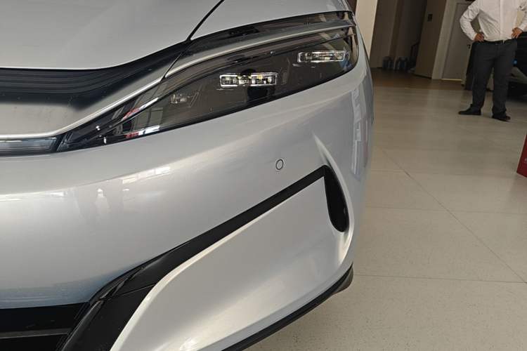 Used BYD Han L 2025 EV Four-Wheel Drive LiDAR Flagship Model Left Front Headlight