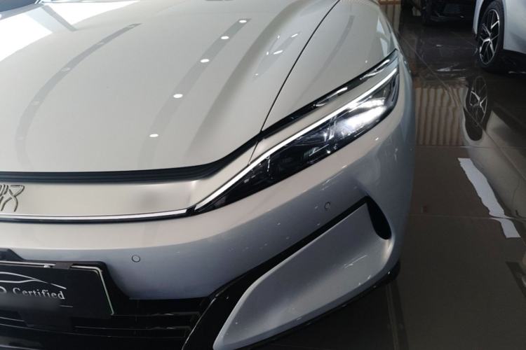 Used BYD Han L 2025 EV Four-Wheel Drive LiDAR Flagship Model Left Front Headlight