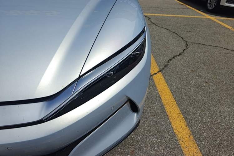 Used BYD Han L 2025 EV Four-Wheel Drive LiDAR Flagship Model Left Front Headlight