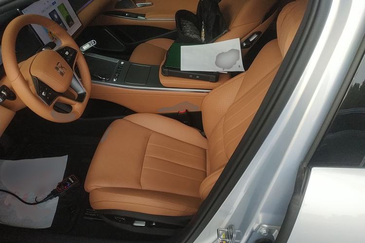 Used BYD Han L 2025 DM-i 200KM LiDAR Luxury Model Left Front Seat