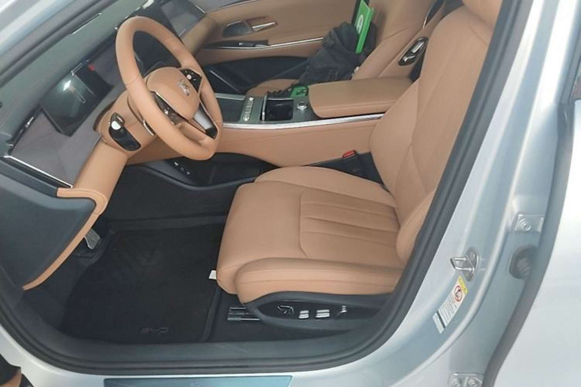 Used BYD Han L 2025 EV Four-Wheel Drive LiDAR Flagship Model Left Front Seat