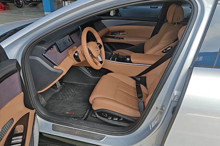Used BYD Han L 2025 EV Four-Wheel Drive LiDAR Flagship Model Left Front Seat