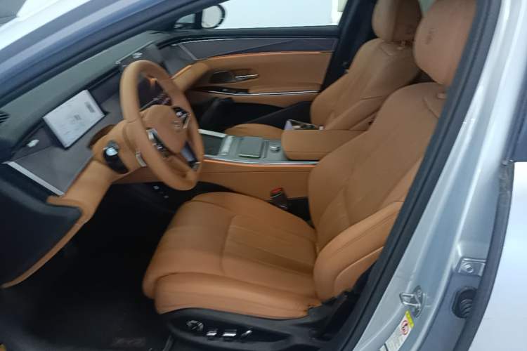 Used BYD Han L 2025 EV Four-Wheel Drive LiDAR Flagship Model Left Front Seat
