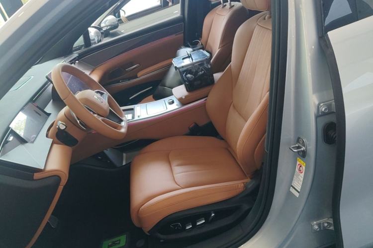 Used BYD Han L 2025 EV Four-Wheel Drive LiDAR Flagship Model Left Front Seat