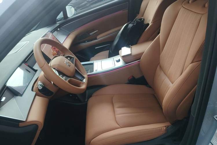 Used BYD Han L 2025 EV Four-Wheel Drive LiDAR Flagship Model Left Front Seat